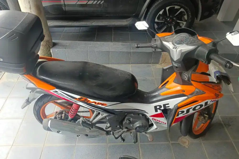 Honda Blade Repsol 2018