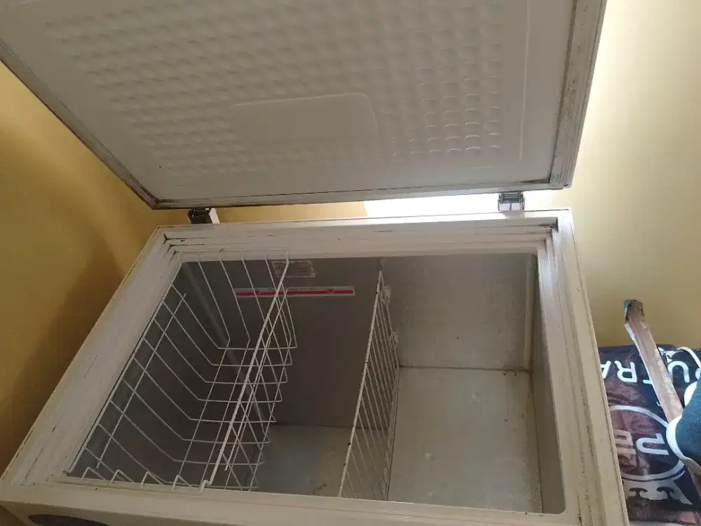 Freezer daimitsu 227L