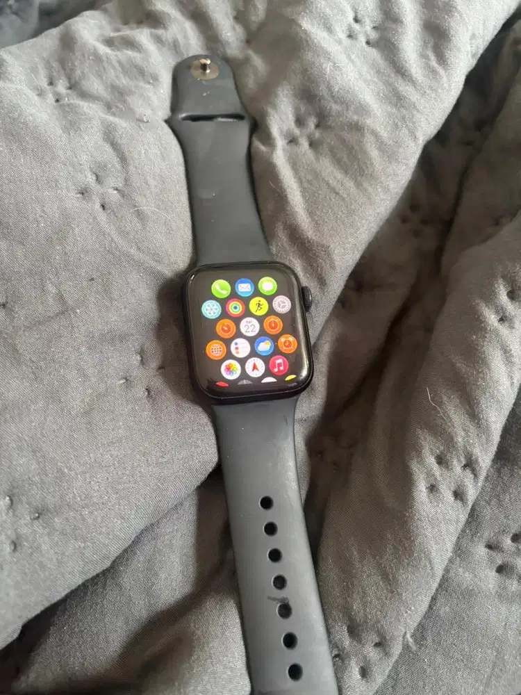 Apple Watch SE 2 2024 40mm