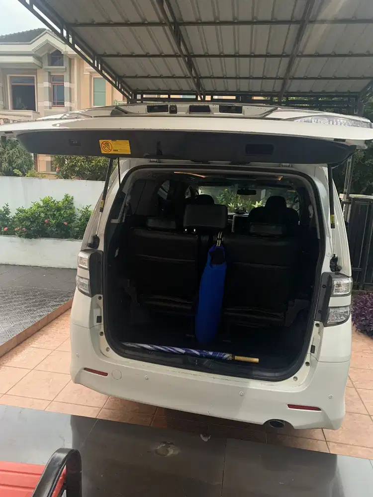 Toyota Vellfire 2013 Bensin