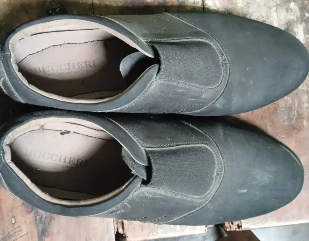 Sepatu buccheri