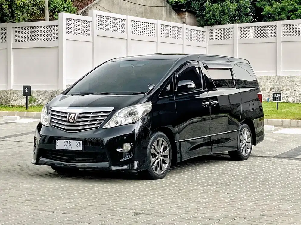 Toyota Alphard 2.4 S CBU Jepang AT Bensin 2011 /2012 Sunroft Panoramic