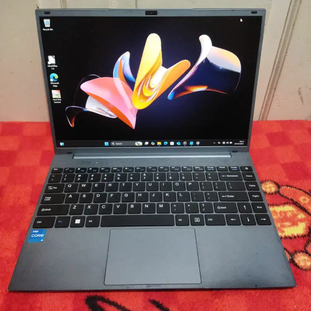 Laptop I5 1155G7 IPS FHD 8GB|256GB normal siap pakai