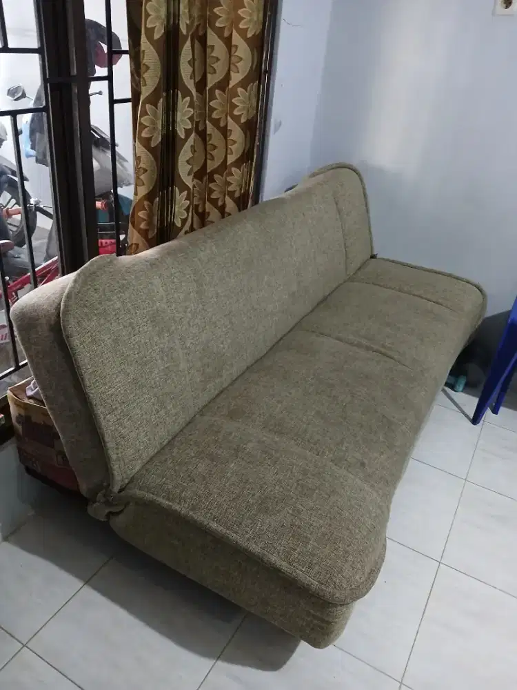 Sofa / Sofabed Minimalis