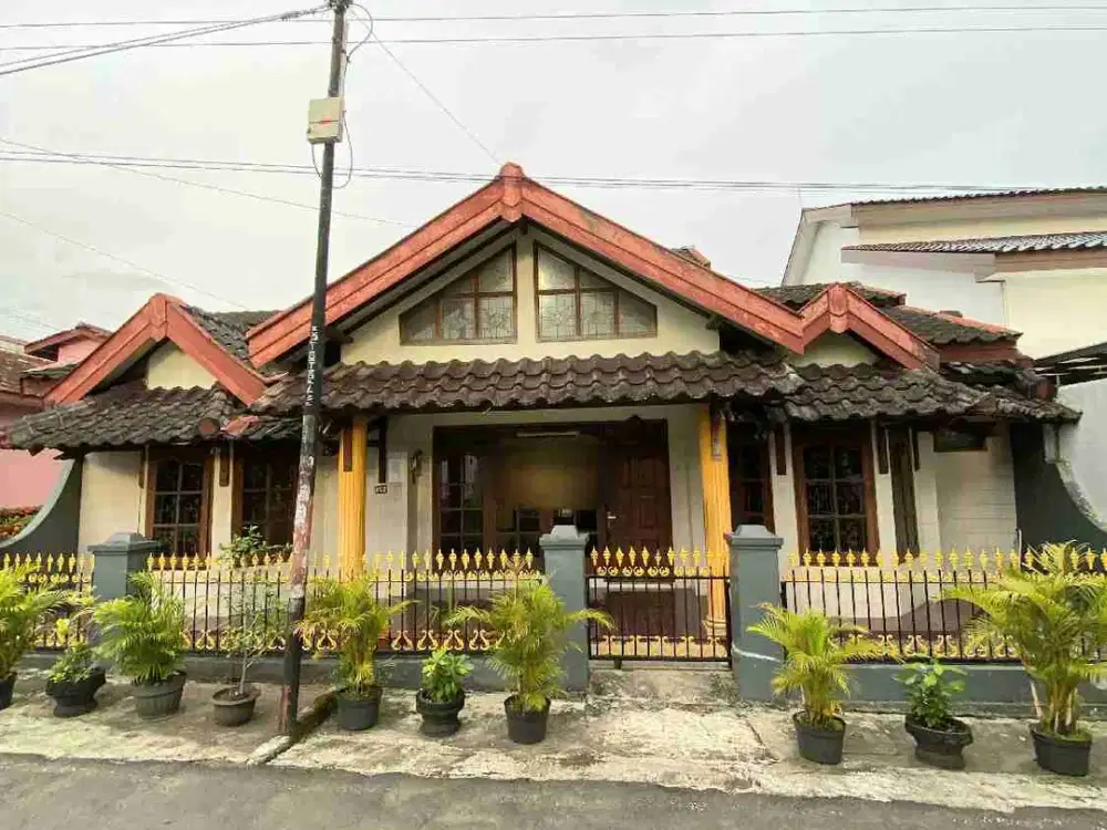 Rumah Hook Dijual Purwosari Dekat Pasar Cerme