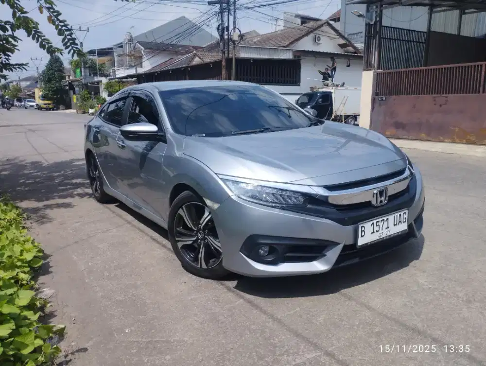 Mulus Civic Turbo ES CVT