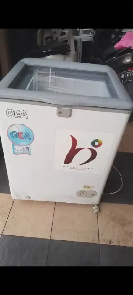 Freezer gea normal siap pakai
