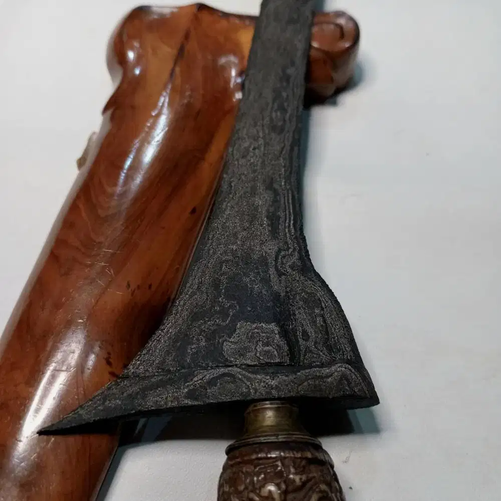 Keris sepuh brojol Patrem deder gading