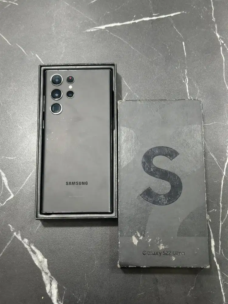 Samsung Galaxy S22 Ultra 12/256gb sein