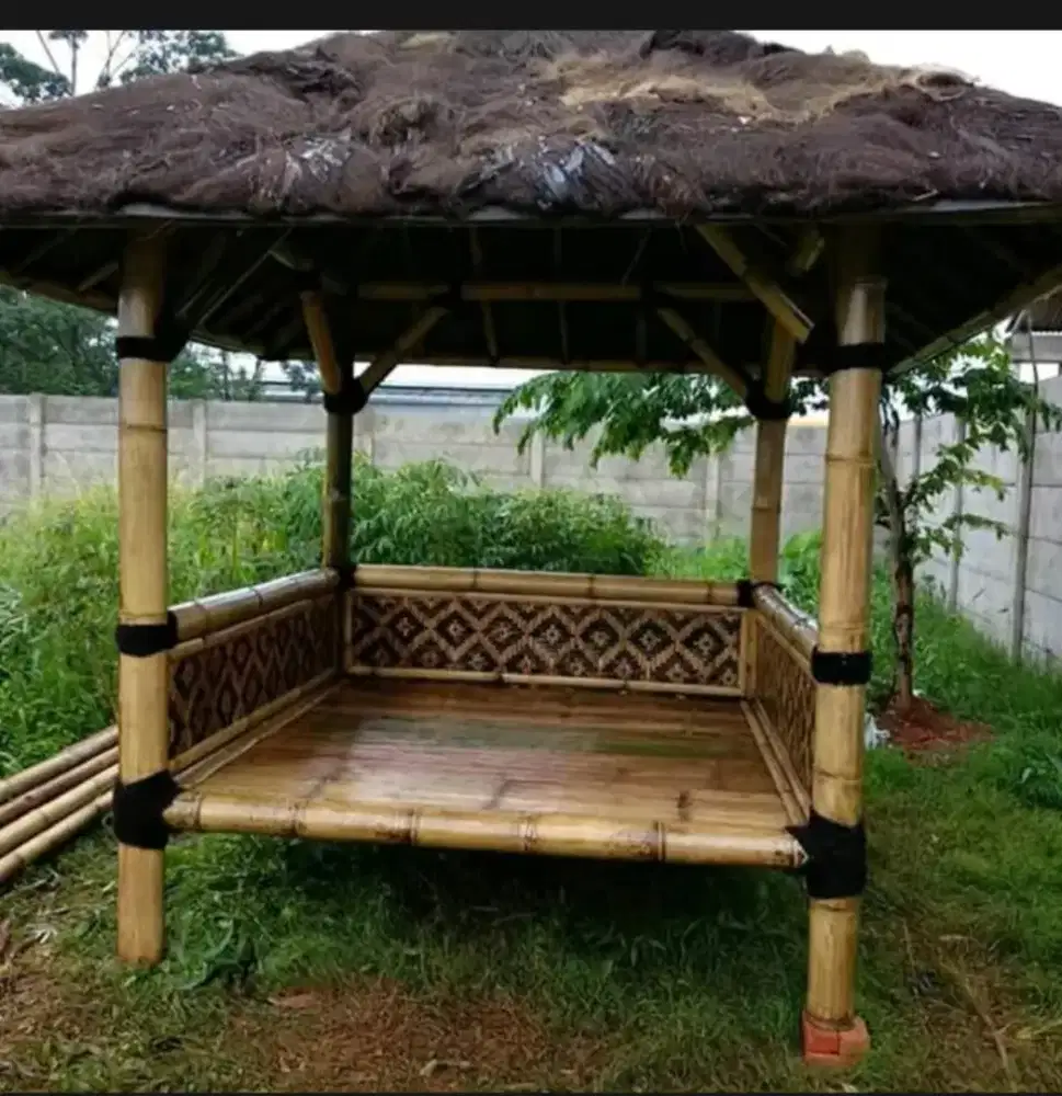 Saung bambu gazebo bambu