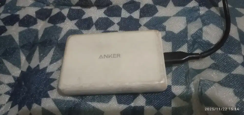 Powerbank Anker 321 MagGo Powercore Magnetic 5k