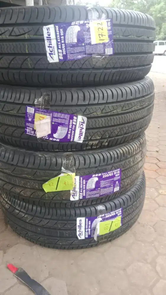 Dijual. 4pc ban 205/65 R16 merk achiles