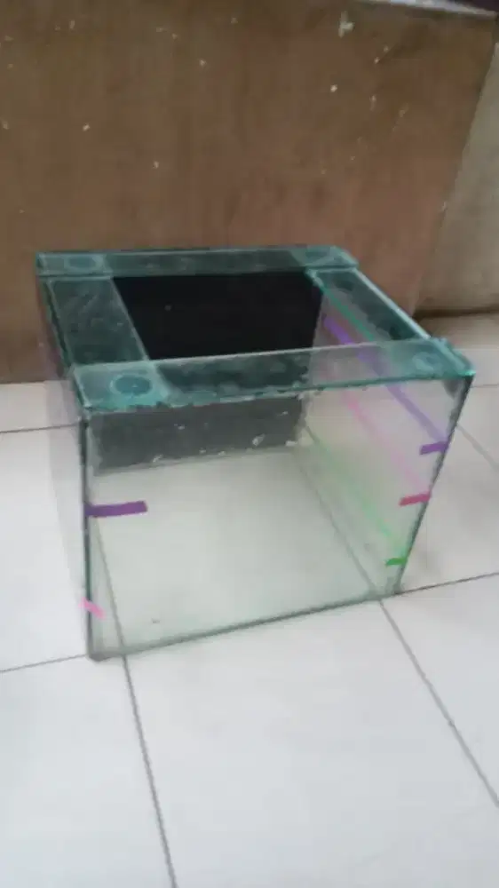 Aquarium 30x25x25