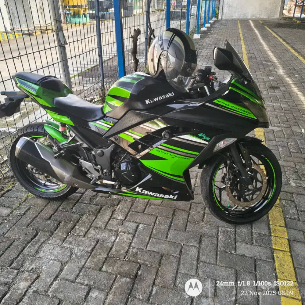 Kawasaki f.i 250 tahun 2016