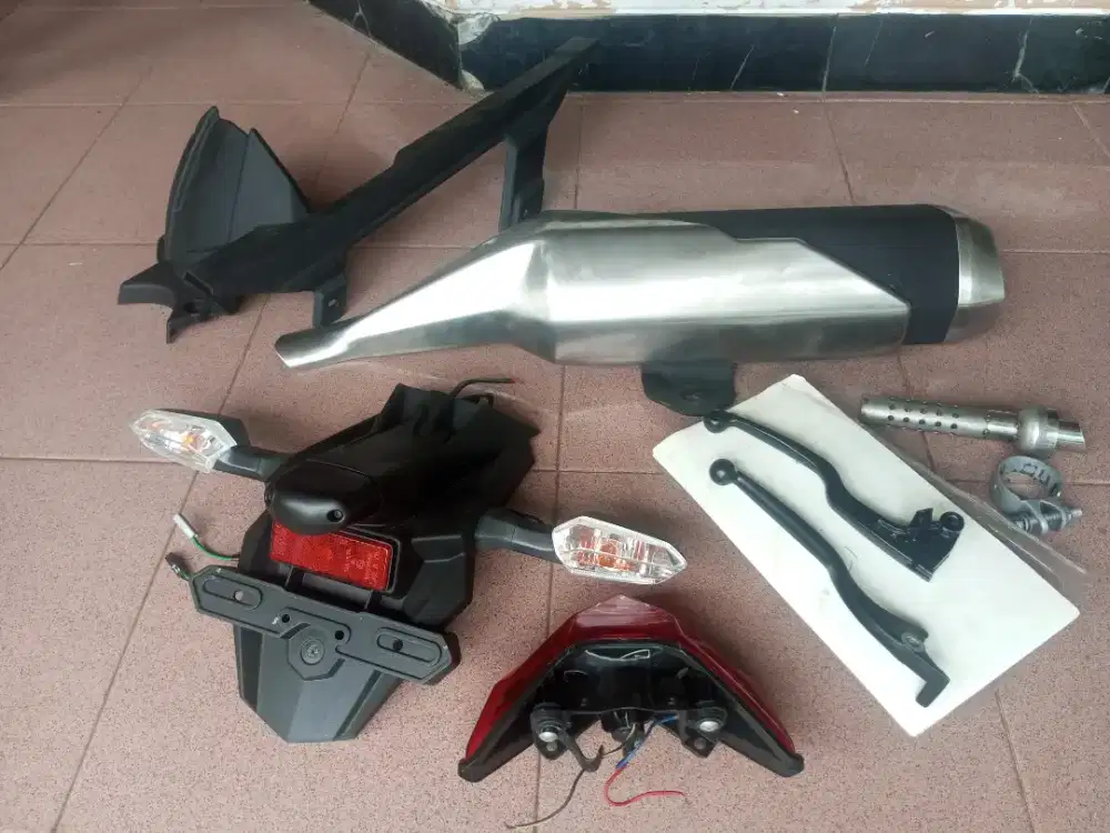 Ori Knalpot, stoplamp, tutup rantai,  ekor Ninja 250 copotan dari baru