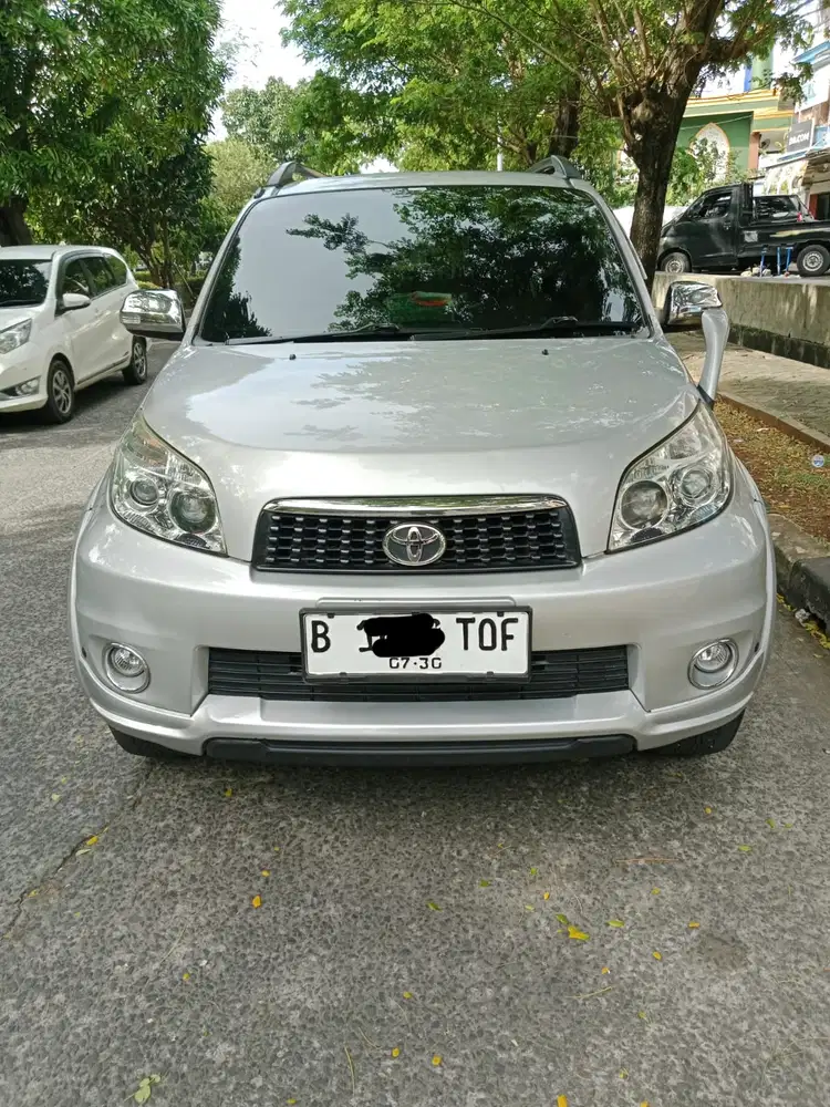 Toyota Rush 2011 Bensin