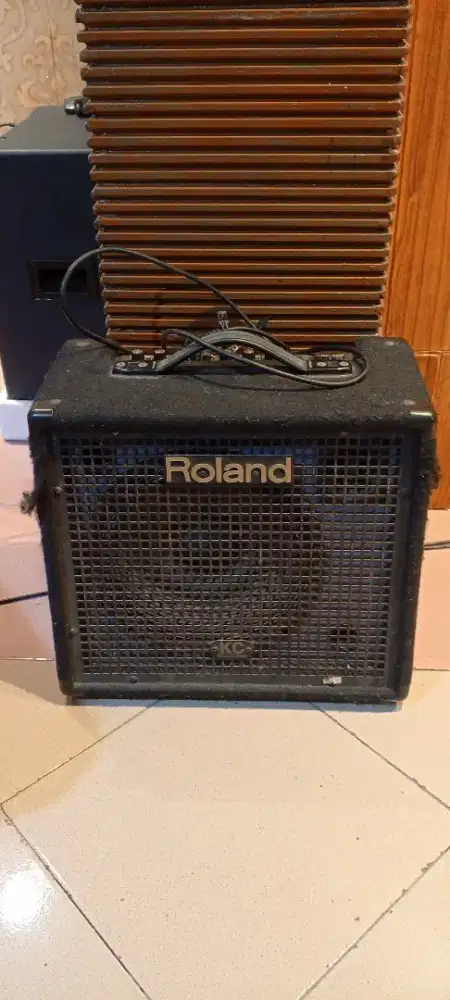 Ampli keyboard Roland kc150