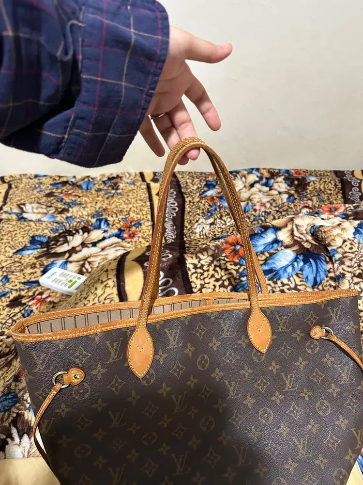 LV NEVERFULL MM PRELOVED