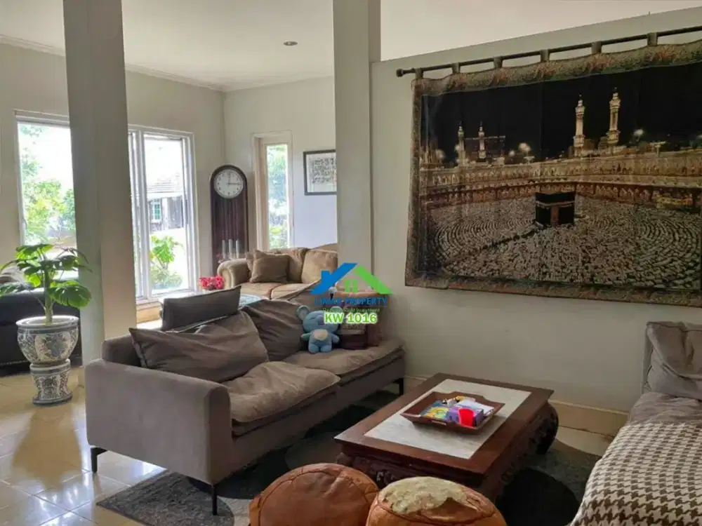 Rumah 3 Lantai Nyaman Terawat Harga Terbaik, Kota Wisata Cibubur