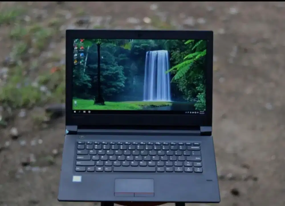 Laptop Lenovo Core i3 Gen 6 Ram 8GB HDD 640GB Normal Mulus