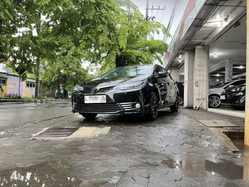 Toyota Corolla Altis 1.8 V AT Matic 2019