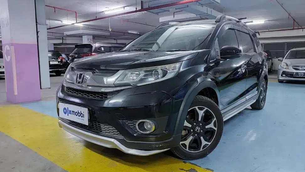 TDP 7,JT Honda BR-V 1.5 E Prestige Bensin-AT Hitam 2017