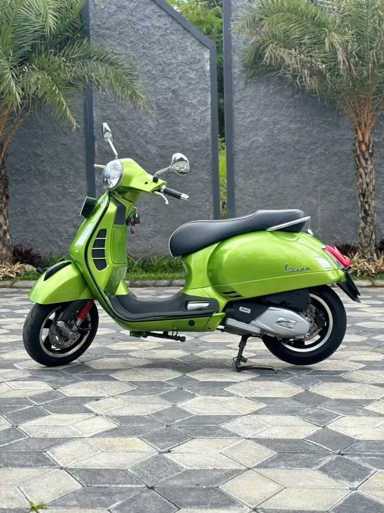 Vespa GTS 150 Super ABS IGet 2019 Hijau Limited Edition Koko Motor