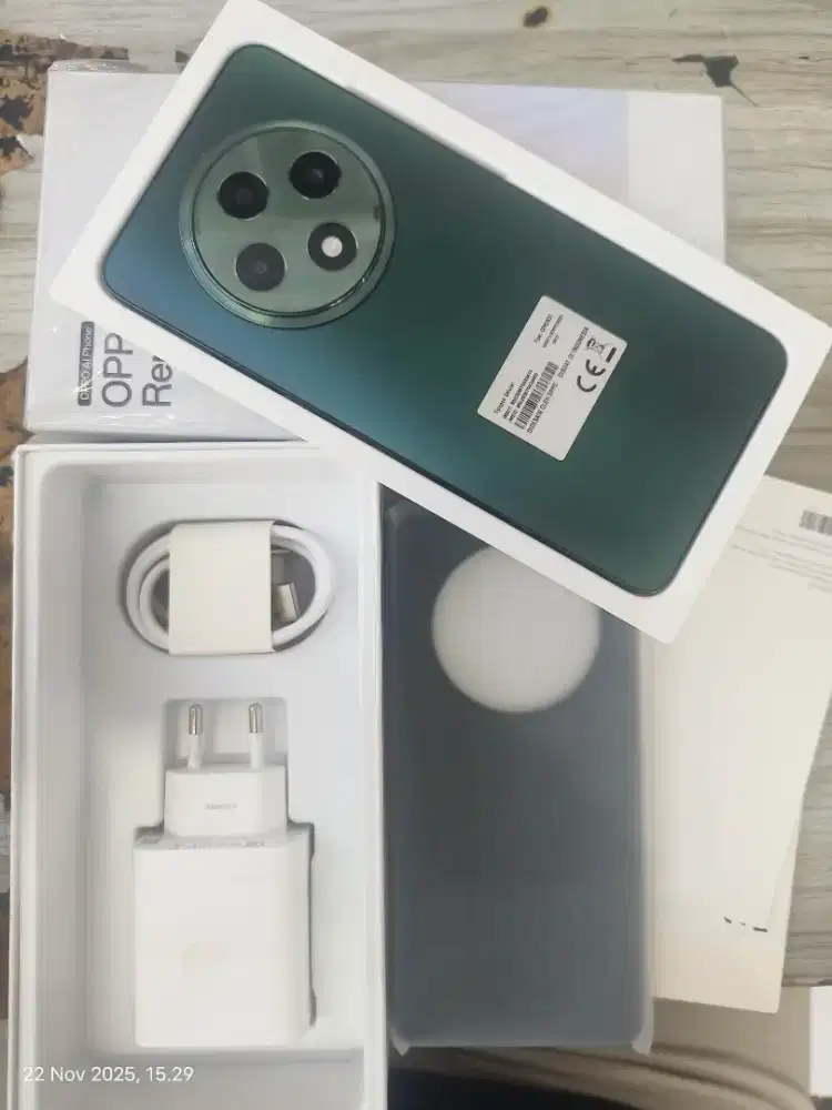 Reno 12f 5g ram 12/256 mulus rahayu full sett lengkap