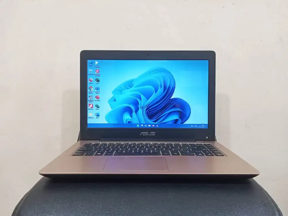 Laptop Second Asus X456UR Core i5-7200U Ram 8Gb Ssd 256Gb Nvidia 2Gb