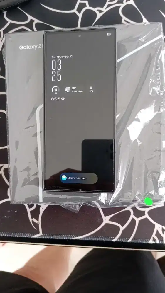 samsung fold 7 16/1tb like new jet black