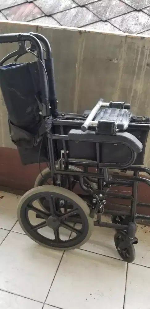 Kursi roda masih bagus