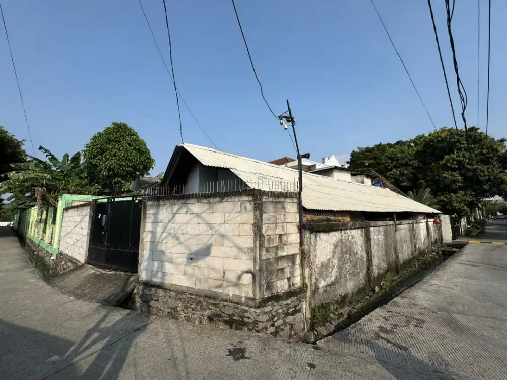 ANA TANAH HOEK UK 10X20M DI JELAMBAR