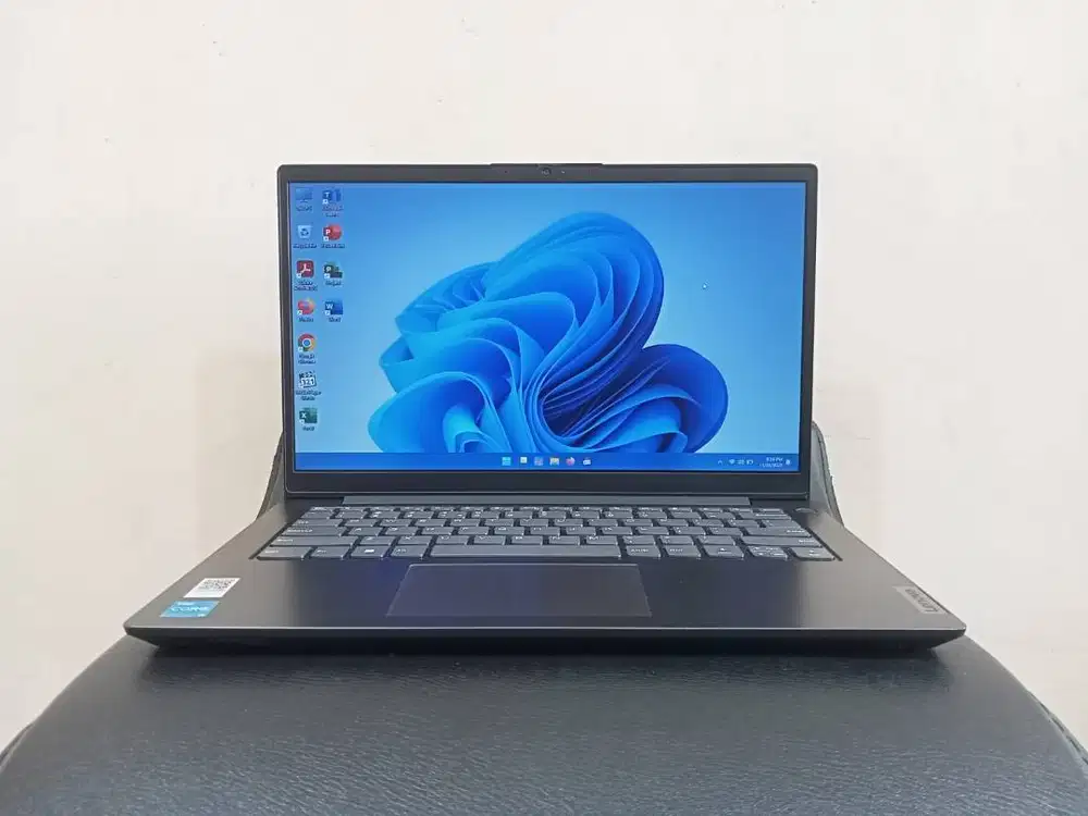Laptop Second Lenovo V14 Core i3-1115G4 Ram 8Gb Ssd 256Gb