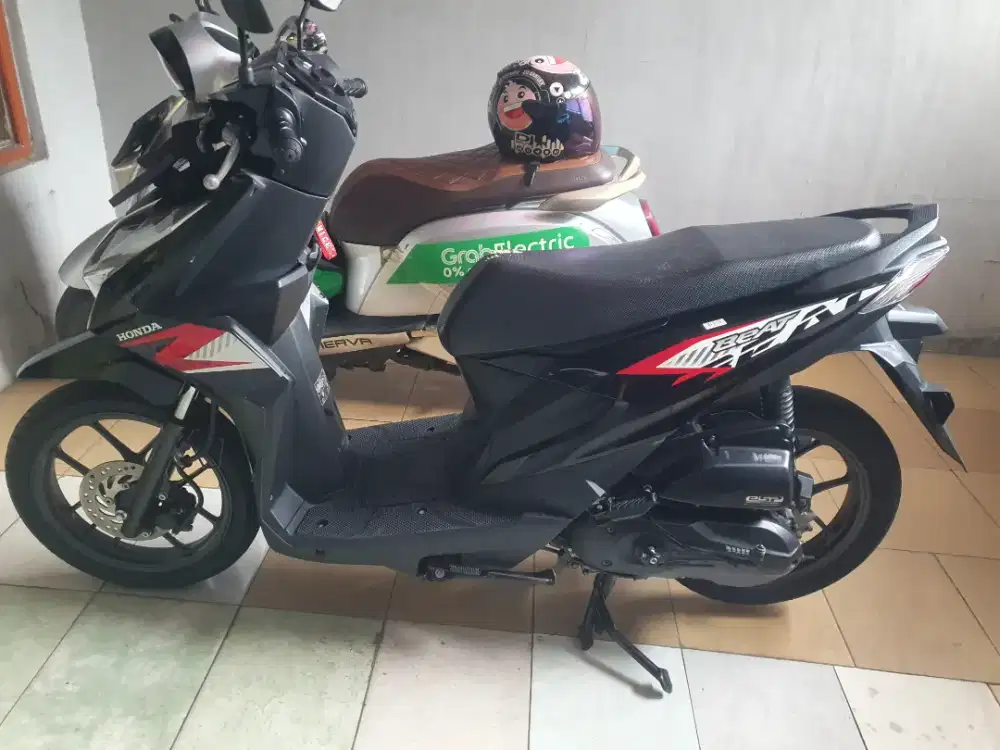 Honda beat CBS 2023 Hitam gress