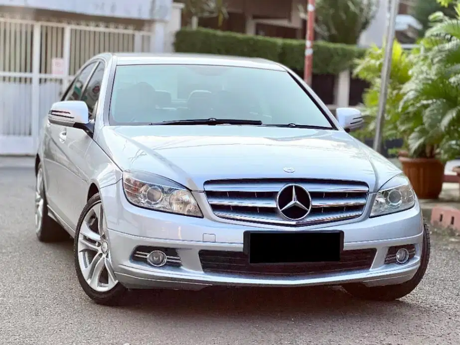 Mercedes Benz C200 W204, Silver Metalik 2008 No Ganjil 122 Juta