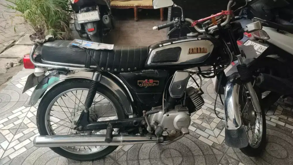 Dijual yamaha L2 super thn 1983 pajak on a.n pribadi plat Tangsel