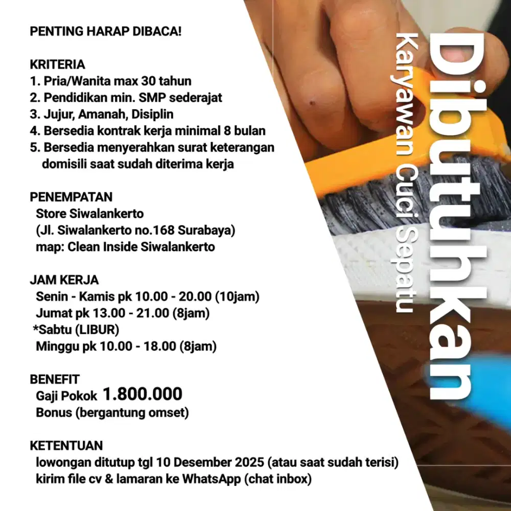 Karyawan Cuci Sepatu