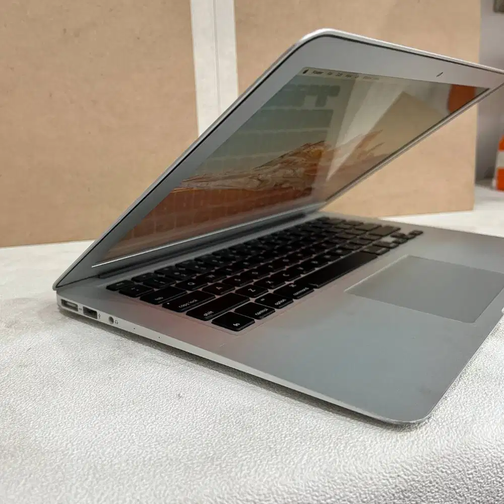 MacBook Air 13 inch 2017 ssd 512gb