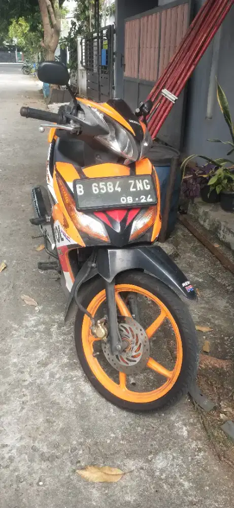 Honda Repsol Blade 125 CC