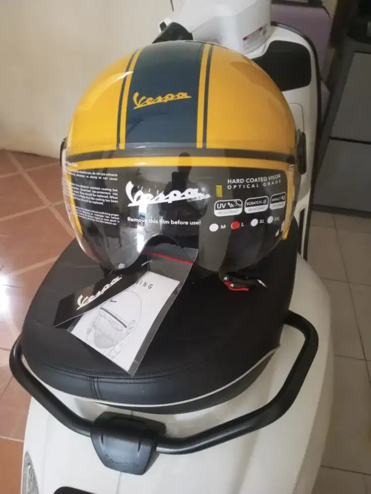 Helm vespa baru original vespa