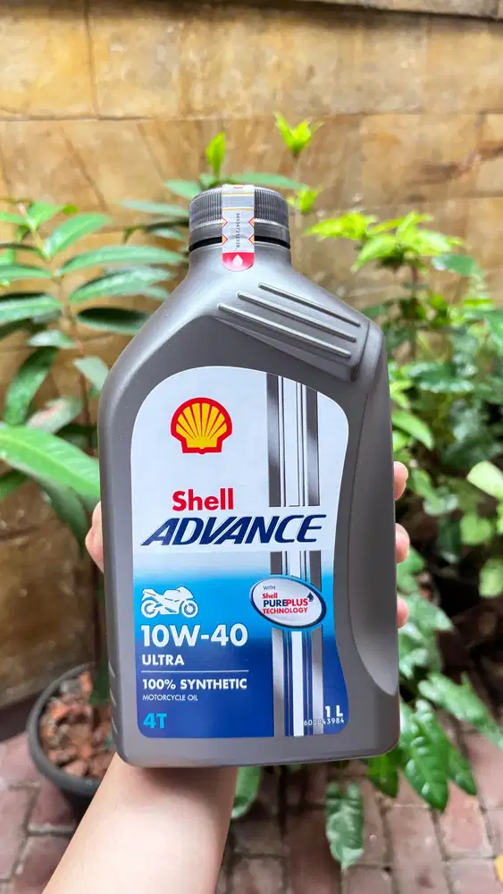 Oli motor shell ultra 10w40