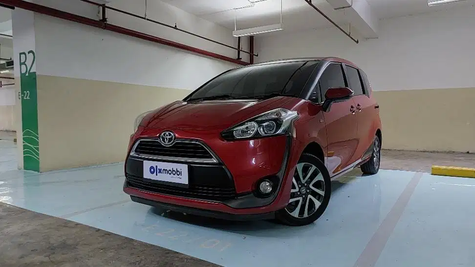 TDP 8,JT Toyota Sienta 1.5 V Bensin-AT Abu 2019