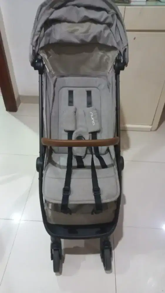 Stroller nuna trvl cabin size