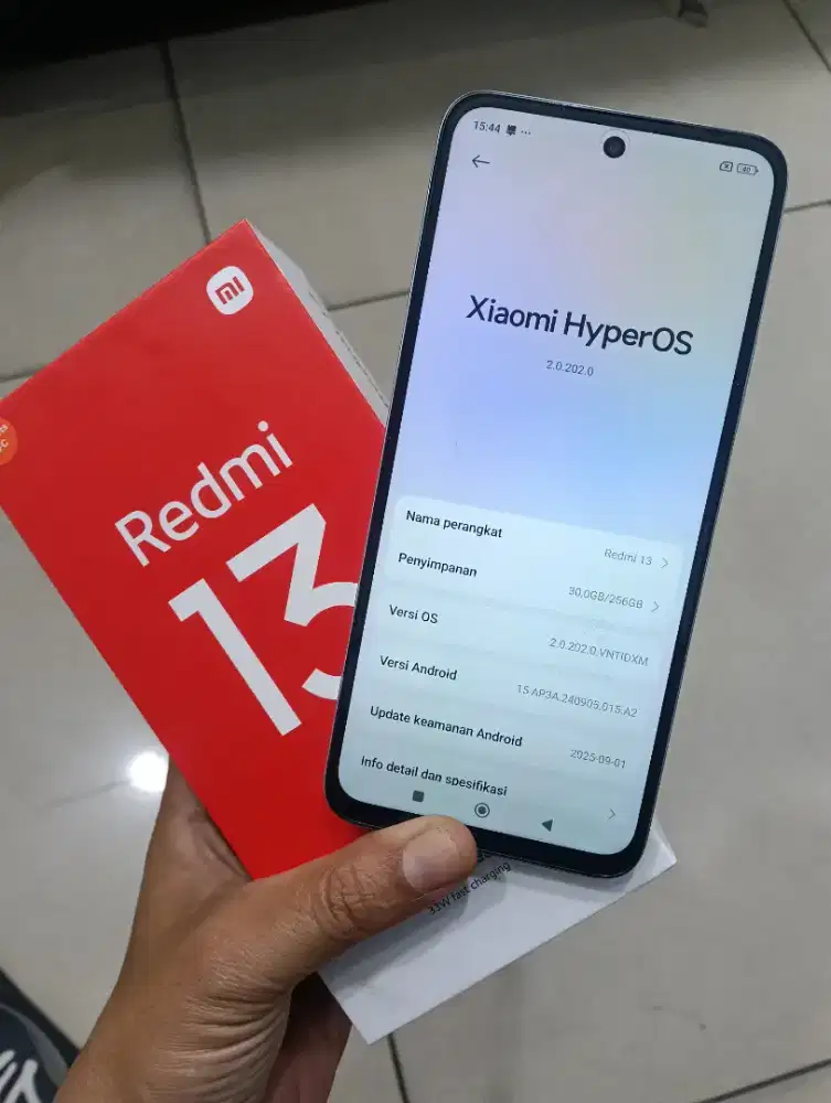 Xiaomi redmi 13 8/256 garansi resmi Indonesia sampe bulan april 2026