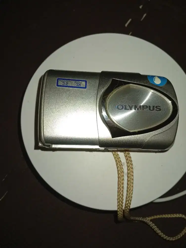 Camera digital olimpus second