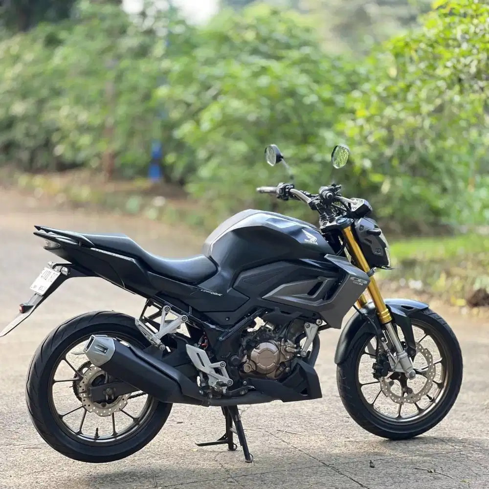 TAHAN BANTING! HONDA NEW CB 150R HITAM 2023 KM LOW PAJAK ON SIAP GAS