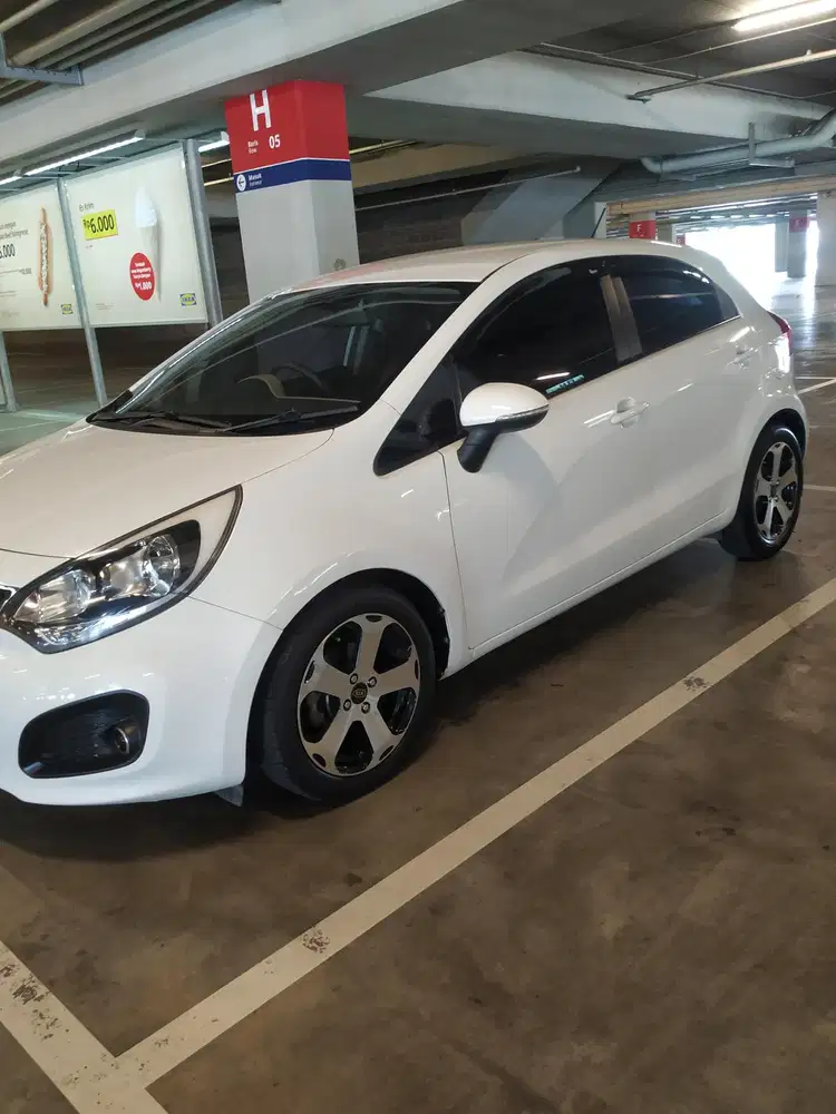 Kia Rio 2014 Bensin