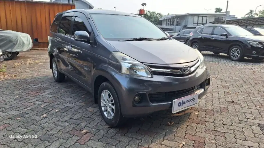 DP RENDAH Daihatsu Xenia 1.3 R ATTIVO Bensin-AT 2013 EYX