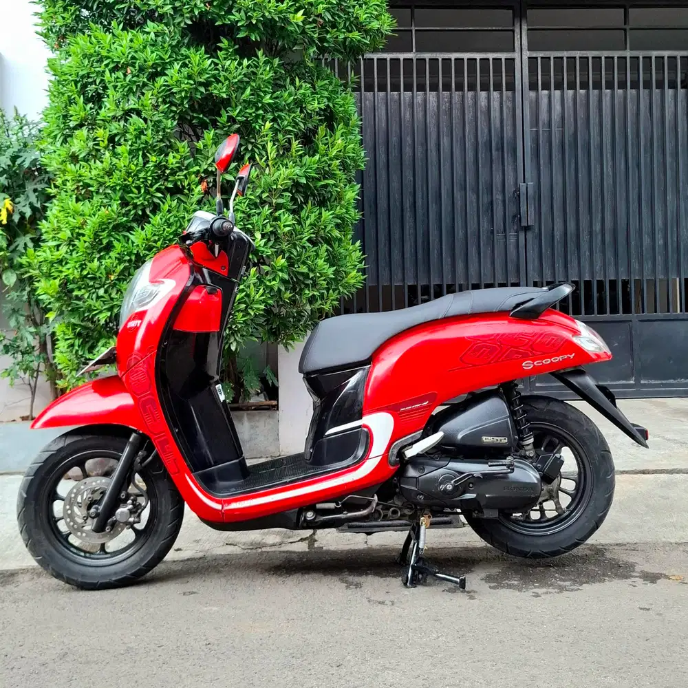 [Ban Donat] All New Honda Scoopy 110 CC CBS ISS Tahun 2017 ISTIMEWA