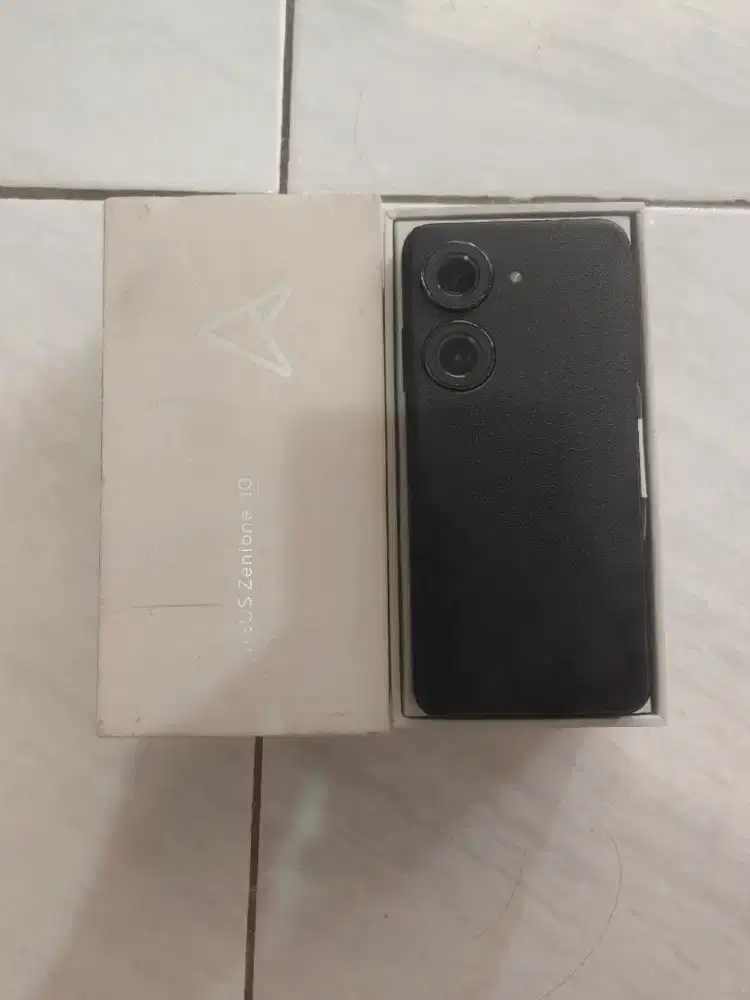 Asus Zenfone 10 8/128gb grs resmi